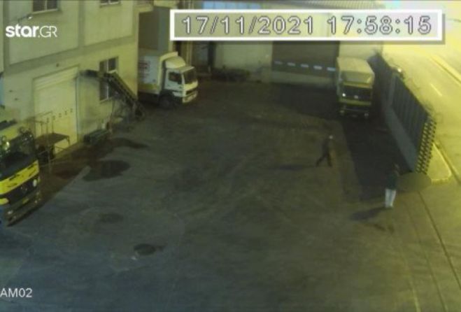 &Theta;ά&nu;&alpha;&tau;&omicron;&sigmaf; &omicron;&kappa;&tau;ά&chi;&rho;&omicron;&nu;&omicron;&upsilon; &kappa;&omicron;&rho;&iota;&tau;&sigma;&iota;&omicron;ύ &sigma;&tau;&omicron; &Kappa;&epsilon;&rho;&alpha;&tau;&sigma;ί&nu;&iota; | Έ&beta;&lambda;&epsilon;&pi;&alpha;&nu; &tau;&omicron; &pi;&alpha;&iota;&delta;ά&kappa;&iota; &nu;&alpha; &psi;&upsilon;&chi;&omicron;&rho;&rho;&alpha;&gamma;&epsilon;ί &kappa;&alpha;&iota; &delta;&epsilon;&nu; έ&delta;&iota;&nu;&alpha;&nu; &kappa;&alpha;&mu;ί&alpha; &sigma;&eta;&mu;&alpha;&sigma;ί&alpha; ... (vd)