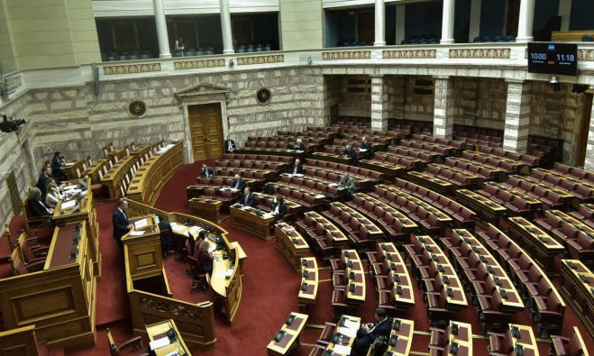 Κοροναϊός στην Ελλάδα | Δύο ύποπτα κρούσματα στη Βουλή