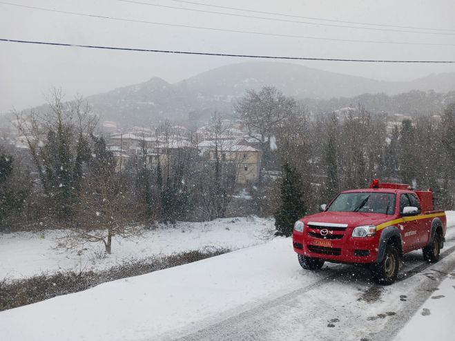 &Delta;ή&mu;&omicron;&sigmaf; &Mu;&epsilon;&gamma;&alpha;&lambda;ό&pi;&omicron;&lambda;&eta;&sigmaf; | &Chi;&iota;ό&nu;&iota;&alpha; &sigma;&epsilon; &Delta;&upsilon;&rho;&rho;ά&chi;&iota;, &Lambda;&epsilon;&pi;&tau;ί&nu;&iota;, Ά&kappa;&omicron;&beta;&omicron; &kappa;&alpha;&iota; &Lambda;&upsilon;&kappa;ό&chi;&iota;&alpha; - &Sigma;&epsilon; &epsilon;&tau;&omicron;&iota;&mu;ό&tau;&eta;&tau;&alpha; &eta; &pi;&omicron;&lambda;&iota;&tau;&iota;&kappa;ή &pi;&rho;&omicron;&sigma;&tau;&alpha;&sigma;ί&alpha;