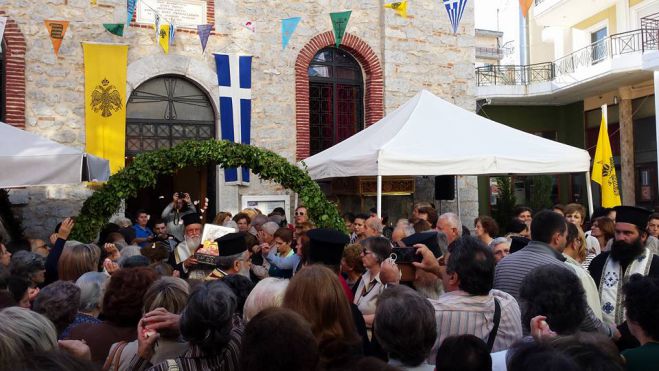 Έ&phi;&upsilon;&gamma;&epsilon; &gamma;&iota;&alpha; &tau;&alpha; &Kappa;&alpha;&lambda;ά&beta;&rho;&upsilon;&tau;&alpha; &tau;&omicron; ά&phi;&theta;&alpha;&rho;&tau;&omicron; &chi;έ&rho;&iota; &tau;&omicron;&upsilon; &Alpha;&gamma;ί&omicron;&upsilon; &Chi;&alpha;&rho;&alpha;&lambda;ά&mu;&pi;&omicron;&upsilon;&sigmaf; (&epsilon;&iota;&kappa;ό&nu;&epsilon;&sigmaf;)