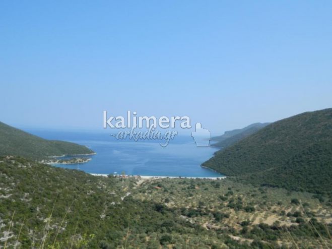 &quot;Φωκιανός&quot;: Η πιο καλά ... κρυμμένη παραλία της Αρκαδίας! (εικόνες)