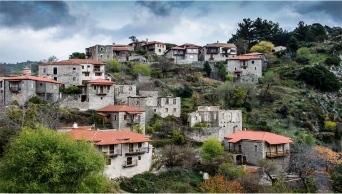 &Eta; &phi;&theta;&iota;&nu;&omicron;&pi;&omega;&rho;&iota;&nu;ή &gamma;&omicron;&eta;&tau;&epsilon;ί&alpha; &tau;&eta;&sigmaf; &Omicron;&rho;&epsilon;&iota;&nu;ή&sigmaf; &Alpha;&rho;&kappa;&alpha;&delta;ί&alpha;&sigmaf;