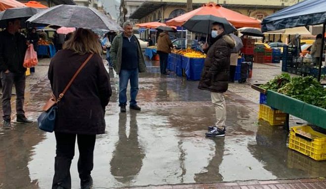Τις λαϊκές της Τρίπολης επισκέφθηκε ο Δήμαρχος Κώστας Τζιούμης - Ικανοποίηση για τη σωστή λειτουργία των αγορών (εικόνες)