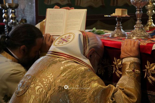 &Tau;&rho;ί&pi;&omicron;&lambda;&eta; | &Kappa;&upsilon;&rho;&iota;&alpha;&kappa;ή &tau;&omega;&nu; &Beta;&alpha;ΐ&omega;&nu; &sigma;&tau;&omicron; &Nu;&alpha;ό &tau;&omicron;&upsilon; &Alpha;&gamma;ί&omicron;&upsilon; &Rho;&alpha;&phi;&alpha;ή&lambda; (&epsilon;&iota;&kappa;ό&nu;&epsilon;&sigmaf;)