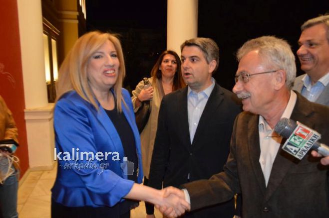 Η Φώφη, ο Οδυσσέας και ο κόκκορας από τη Μυγδαλιά!