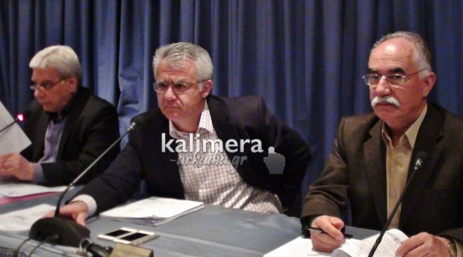 Ένταση, φωνές και κόντρες - Διακόπηκε προσωρινά το Δημοτικό Συμβούλιο Τρίπολης