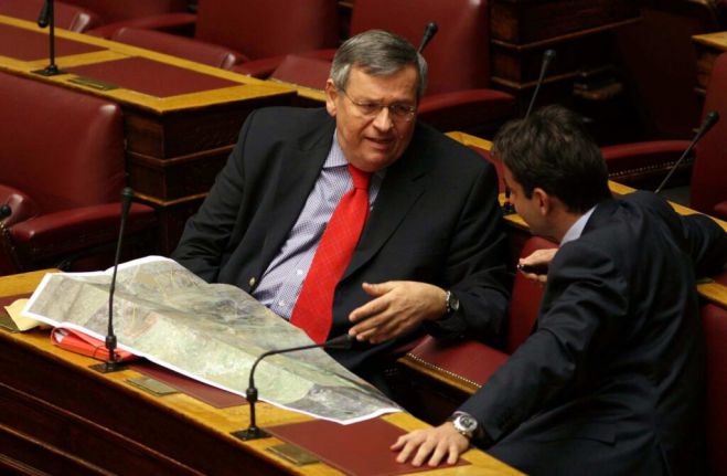 Μάνος: "Βολεμένοι στο Δημόσιο όσοι απέργησαν για τα Τέμπη" (vd)