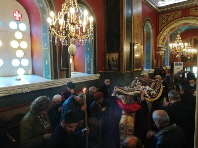 &Alpha;&kappa;&omicron;&lambda;&omicron;&upsilon;&theta;ί&alpha; &Alpha;&gamma;ί&omega;&nu; &Pi;&alpha;&theta;ώ&nu; &kappa;&alpha;&iota; &Alpha;&pi;&omicron;&kappa;&alpha;&theta;&eta;&lambda;ώ&sigma;&epsilon;&omega;&sigmaf; &sigma;&tau;&eta;&nu; &Tau;&rho;ί&pi;&omicron;&lambda;&eta; (&epsilon;&iota;&kappa;ό&nu;&epsilon;&sigmaf;)