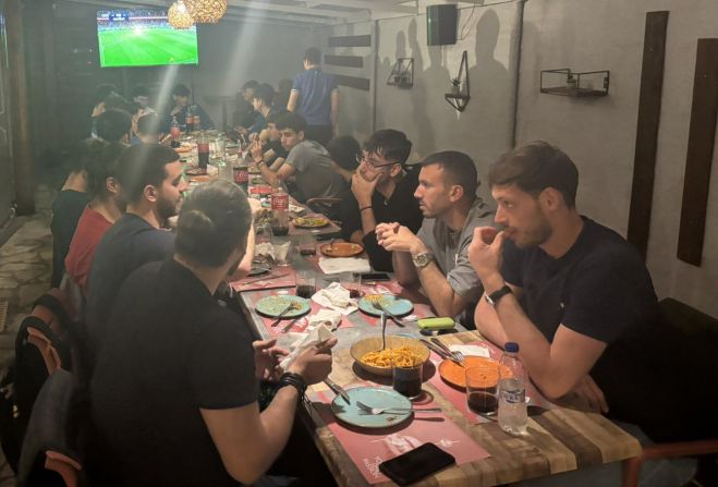 Οικογενειακό τραπέζι από την διοίκηση στο Ανδρικό και Παιδικό τμήμα (εικόνες)