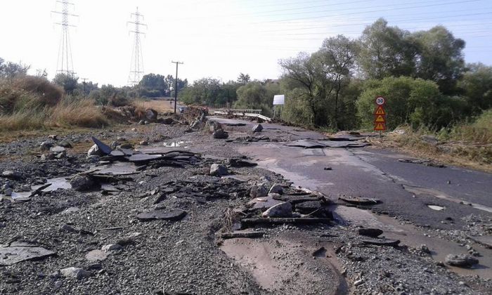 Μεγαλόπολη - Διαλυμένο το γεφύρι της Μπαρμπουτσάνας (εικόνες)