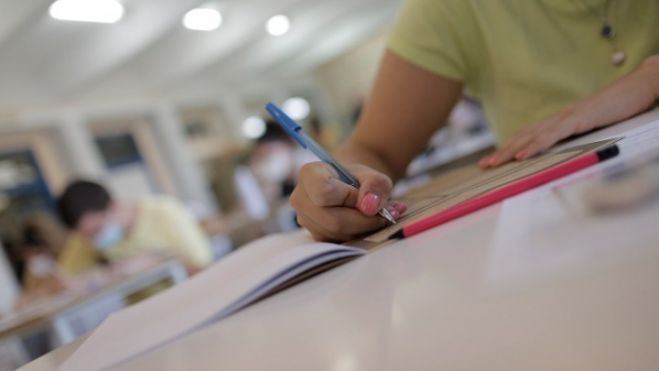 &Pi;&alpha;&nu;&epsilon;&lambda;&lambda;&alpha;&delta;&iota;&kappa;έ&sigmaf; &Epsilon;&xi;&epsilon;&tau;ά&sigma;&epsilon;&iota;&sigmaf; | &Alpha;&nu;&alpha;&kappa;&omicron;&iota;&nu;ώ&theta;&eta;&kappa;&alpha;&nu; &omicron;&iota; &beta;&alpha;&theta;&mu;&omicron;&lambda;&omicron;&gamma;ί&epsilon;&sigmaf;