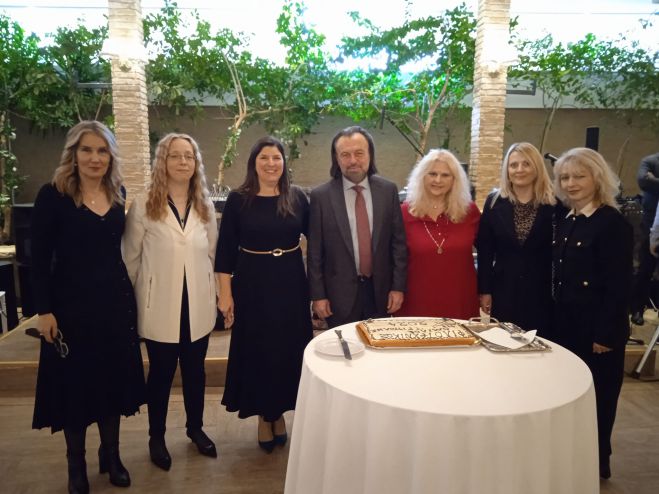 &Phi;&iota;&lambda;&omicron;&tau;&epsilon;&chi;&nu;&iota;&kappa;ό&sigmaf; Ό&mu;&iota;&lambda;&omicron;&sigmaf; &Tau;&rho;ί&pi;&omicron;&lambda;&eta;&sigmaf; | &Kappa;&omicron;&pi;ή &pi;ί&tau;&alpha;&sigmaf; &kappa;&alpha;&iota; &epsilon;&gamma;&kappa;&alpha;ί&nu;&iota;&alpha; έ&kappa;&theta;&epsilon;&sigma;&eta;&sigmaf; &phi;&omega;&tau;&omicron;&gamma;&rho;&alpha;&phi;ί&alpha;&sigmaf;! (&epsilon;&iota;&kappa;ό&nu;&epsilon;&sigmaf;)