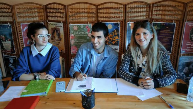 Νέα διοίκηση στο &quot;Κοινόν Καρυτινών&quot; - Παραμένει Πρόεδρος η Ελένη Κουσκουρέλου