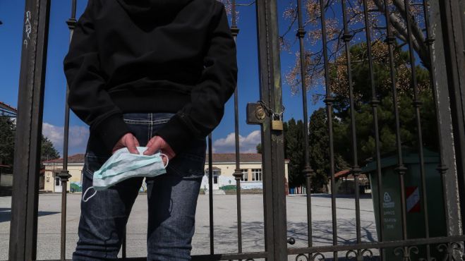 &Kappa;&omicron;&rho;&omega;&nu;&omicron;ϊό&sigmaf; - &Xi;ά&nu;&theta;&eta; | &Sigma;&epsilon; &kappa;&alpha;&rho;&alpha;&nu;&tau;ί&nu;&alpha; 80 &epsilon;&kappa;&pi;&alpha;&iota;&delta;&epsilon;&upsilon;&tau;&iota;&kappa;&omicron;ί - Έ&kappa;&lambda;&epsilon;&iota;&sigma;&alpha;&nu; 5 &delta;&eta;&mu;&omicron;&tau;&iota;&kappa;ά &sigma;&chi;&omicron;&lambda;&epsilon;ί&alpha;