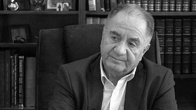 Πέθανε ο πρώην βουλευτής του ΠΑΣΟΚ Θεόδωρος Κατσανέβας - Νοσηλευόταν διασωληνωμένος με κορωνοϊό