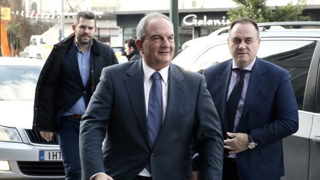 &Kappa;. &Kappa;&alpha;&rho;&alpha;&mu;&alpha;&nu;&lambda;ή&sigmaf;: &laquo;&Epsilon;ί&mu;&alpha;&sigma;&tau;&epsilon; ό&lambda;&omicron;&iota; &epsilon;&delta;ώ &gamma;&iota;&alpha; &mu;&iota;&alpha; &mu;&epsilon;&gamma;ά&lambda;&eta; &epsilon;&kappa;&lambda;&omicron;&gamma;&iota;&kappa;ή &nu;ί&kappa;&eta; &tau;&eta;&sigmaf; &Nu;&Delta;&raquo;