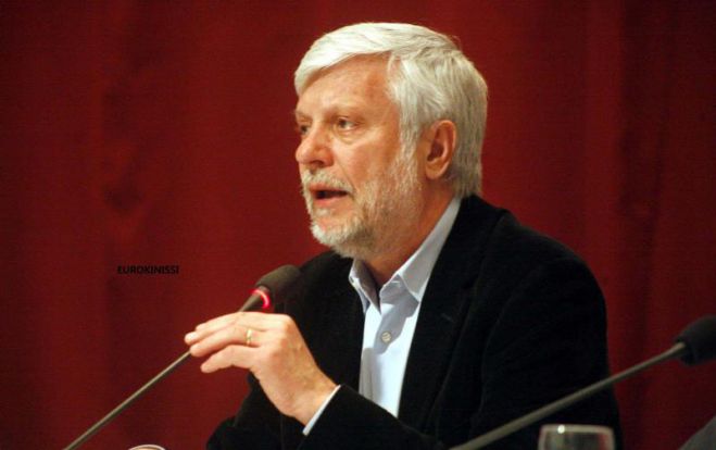 Τατούλης σε αντιπολίτευση: &quot;Είστε δέσμιοι άλλων ζητημάτων που σας μετατρέπουν σε στρατιωτάκια&quot;!