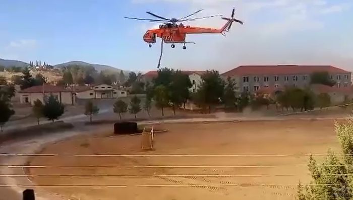 &Tau;&rho;ί&pi;&omicron;&lambda;&eta; &tau;ώ&rho;&alpha; | &Tau;&omicron; &epsilon;&lambda;&iota;&kappa;ό&pi;&tau;&epsilon;&rho;&omicron; &gamma;&epsilon;&mu;ί&zeta;&epsilon;&iota; &alpha;&pi;ό &tau;&eta; &delta;&epsilon;&xi;&alpha;&mu;&epsilon;&nu;ή &tau;&omicron;&upsilon; 11&omicron;&upsilon; &Sigma;&upsilon;&nu;ά&gamma;&mu;&alpha;&tau;&omicron;&sigmaf; &Pi;&epsilon;&zeta;&iota;&kappa;&omicron;ύ