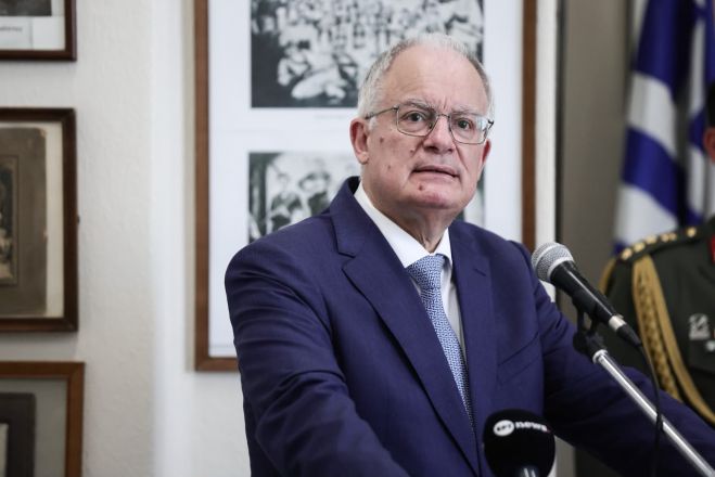 &Omicron; &Pi;&rho;ό&epsilon;&delta;&rho;&omicron;&sigmaf; &tau;&eta;&sigmaf; &Delta;&eta;&mu;&omicron;&kappa;&rho;&alpha;&tau;ί&alpha;&sigmaf; &sigma;&tau;&eta;&nu; &Tau;&rho;ί&pi;&omicron;&lambda;&eta; &gamma;&iota;&alpha; &tau;&eta;&nu; Ά&lambda;&omega;&sigma;&eta; &ndash; &Tau;&iota; &alpha;&nu;&alpha;&phi;έ&rho;&omicron;&upsilon;&nu; &omicron;&iota; &tau;&epsilon;&lambda;&epsilon;&upsilon;&tau;&alpha;ί&epsilon;&sigmaf; &pi;&lambda;&eta;&rho;&omicron;&phi;&omicron;&rho;ί&epsilon;&sigmaf;