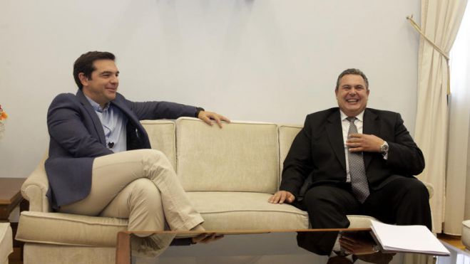 &Kappa;&alpha;&mu;&mu;έ&nu;&omicron;&sigmaf;: "&Sigma;&Upsilon;&Rho;&Iota;&Zeta;&Alpha; &kappa;&alpha;&iota; &Alpha;&Nu;&Epsilon;&Lambda; &mu;&alpha;&zeta;ί &mu;έ&chi;&rho;&iota; &tau;&omicron; &tau;έ&lambda;&omicron;&sigmaf; &tau;&eta;&sigmaf; &tau;&epsilon;&tau;&rho;&alpha;&epsilon;&tau;ί&alpha;&sigmaf;" - &Tau;έ&lambda;&omicron;&sigmaf; &sigma;&tau;&alpha; &sigma;&epsilon;&nu;ά&rho;&iota;&alpha; &kappa;&upsilon;&beta;&epsilon;&rho;&nu;&eta;&tau;&iota;&kappa;ή&sigmaf; &kappa;&rho;ί&sigma;&eta;&sigmaf;!
