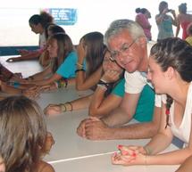 &Tau;&alpha; &kappa;&omicron;&rho;ί&tau;&sigma;&iota;&alpha; &tau;&eta;&sigmaf; &kappa;&alpha;&tau;&alpha;&sigma;&kappa;ή&nu;&omega;&sigma;&eta;&sigmaf; &laquo;&alpha;&nu;έ&kappa;&rho;&iota;&nu;&alpha;&nu;&raquo; &tau;&omicron;&nu; &Delta;ή&mu;&alpha;&rho;&chi;&omicron; &Tau;&rho;ί&pi;&omicron;&lambda;&eta;&sigmaf;! (video)