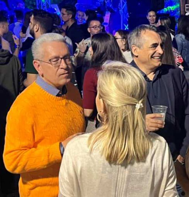 &Lambda;&alpha;&mu;&pi;&rho;ό&pi;&omicron;&upsilon;&lambda;&omicron;&sigmaf;: &laquo;&Omicron;&iota; &nu;έ&omicron;&iota; &tau;&eta;&sigmaf; &pi;ό&lambda;&eta;&sigmaf; &mu;&alpha;&sigmaf; &delta;&epsilon;ί&chi;&nu;&omicron;&upsilon;&nu; &tau;&omicron; &delta;&rho;ό&mu;&omicron;. Ά&kappa;&rho;&omega;&sigmaf; &epsilon;&pi;&iota;&tau;&upsilon;&chi;&eta;&mu;έ&nu;&omicron; &tau;&omicron; &pi;&rho;ώ&tau;&omicron; TedxKlonatzidika&raquo;