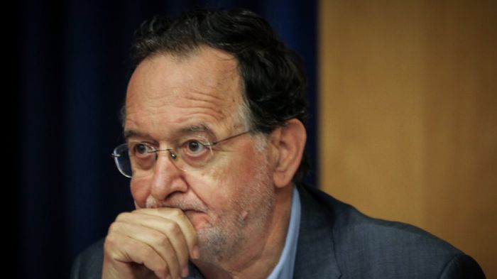 &Omicron; &Pi;&alpha;&nu;&alpha;&gamma;&iota;ώ&tau;&eta;&sigmaf; &Lambda;&alpha;&phi;&alpha;&zeta;ά&nu;&eta;&sigmaf; &iota;&delta;&rho;ύ&epsilon;&iota; &nu;έ&omicron; &pi;&omicron;&lambda;&iota;&tau;&iota;&kappa;ό &kappa;ί&nu;&eta;&mu;&alpha;