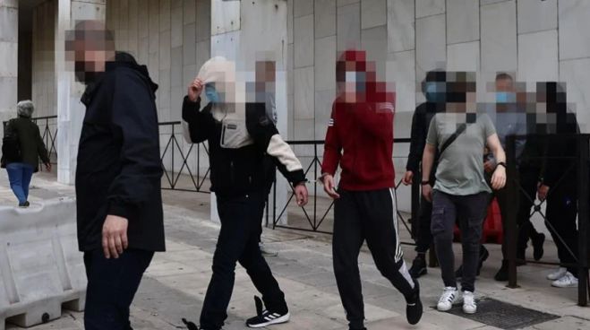 &Delta;&omicron;&lambda;&omicron;&phi;&omicron;&nu;ί&alpha; &Lambda;&upsilon;&gamma;&gamma;&epsilon;&rho;ί&delta;&eta; | &Pi;&rho;&omicron;&phi;&upsilon;&lambda;&alpha;&kappa;ί&sigma;&tau;&eta;&kappa;&epsilon; &omicron; Shark, &tau;&omicron; &eta;&gamma;&epsilon;&tau;&iota;&kappa;ό &sigma;&tau;έ&lambda;&epsilon;&chi;&omicron;&sigmaf; &tau;&eta;&sigmaf; &Theta;ύ&rho;&alpha;&sigmaf; 7