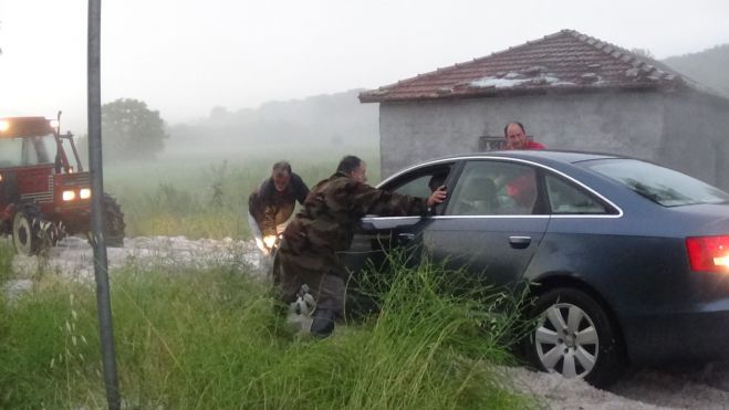 &Chi;&alpha;&lambda;ά&zeta;&iota; | &Tau;&eta;&nu; &Tau;&epsilon;&tau;ά&rho;&tau;&eta; &sigma;&tau;&alpha; &kappa;&alpha;&tau;&epsilon;&sigma;&tau;&rho;&alpha;&mu;&mu;έ&nu;&alpha; &chi;&omega;&rho;ά&phi;&iota;&alpha; &omicron; &Epsilon;&Lambda;&Gamma;&Alpha; (&epsilon;&iota;&kappa;ό&nu;&epsilon;&sigmaf;)