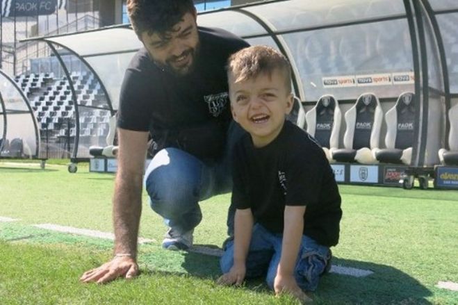 &laquo;&Omicron; &Sigma;&alpha;&beta;&beta;ί&delta;&eta;&sigmaf; &chi;ά&rho;&iota;&sigma;&epsilon; &zeta;&omega;ή &sigma;&tau;&alpha; &pi;&alpha;&iota;&delta;&iota;ά &mu;&omicron;&upsilon;&raquo;