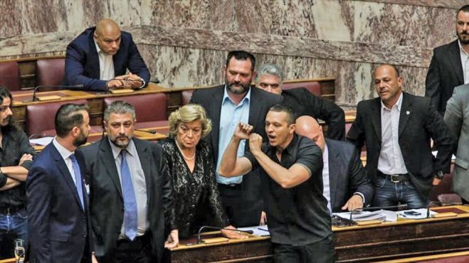 Νέος Ποινικός Κώδικας | Οι Χρυσαυγίτες θα μπορούν να είναι ξανά υποψήφιοι ακόμα και αν καταδικαστούν