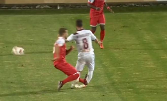 ΑΠΙΣΤΕΥΤΟ: «Δολοφονικό» μαρκάρισμα στην Ξάνθη τιμωρήθηκε με ... κίτρινη κάρτα! (vd)