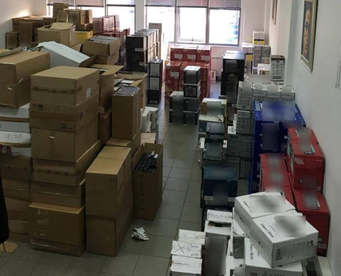 &Nu;έ&alpha; &epsilon;&pi;&iota;&tau;&upsilon;&chi;ί&alpha; &tau;&eta;&sigmaf; &Alpha;&sigma;&phi;ά&lambda;&epsilon;&iota;&alpha;&sigmaf; &Tau;&rho;ί&pi;&omicron;&lambda;&eta;&sigmaf; | &Sigma;&upsilon;&nu;&epsilon;&lambda;ή&phi;&theta;&eta; &Omicron;&upsilon;&kappa;&rho;&alpha;&nu;ό&sigmaf; &mu;&epsilon; &chi;&iota;&lambda;&iota;ά&delta;&epsilon;&sigmaf; &pi;&alpha;&kappa;έ&tau;&alpha; &lambda;&alpha;&theta;&rho;&alpha;ί&alpha; &tau;&sigma;&iota;&gamma;ά&rho;&alpha; &kappa;&alpha;&iota; &pi;&omicron;&tau;ά! (vd)