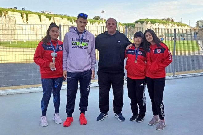 &Alpha;&nu;&tau;&iota;&delta;ή&mu;&alpha;&rho;&chi;&omicron;&sigmaf; &Mu;&alpha;&kappa;&alpha;&rho;&omicron;ύ&nu;&eta;&sigmaf; | &Sigma;&upsilon;&gamma;&chi;&alpha;&rho;&eta;&tau;ή&rho;&iota;&alpha; &sigma;&epsilon; &Delta;&rho;&alpha;&kappa;&omicron;&pi;&omicron;ύ&lambda;&omicron;&upsilon;, &Mu;ί&chi;&alpha;&lambda;&omicron;&upsilon;, &Beta;&epsilon;&rho;&beta;&alpha;&iota;&nu;&iota;ώ&tau;&eta; &kappa;&alpha;&iota; &Lambda;&upsilon;&mu;&pi;&epsilon;&rho;ό&pi;&omicron;&upsilon;&lambda;&omicron; &tau;&omicron;&upsilon; &Gamma;&Sigma;&Alpha;