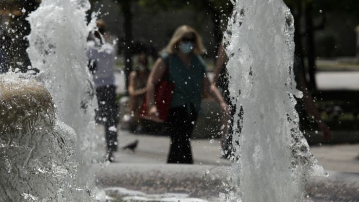 &Omicron;&lambda;&omicron;&tau;&alpha;&chi;ώ&sigmaf; &gamma;&iota;&alpha; &laquo;&tau;έ&lambda;&omicron;&sigmaf;&raquo; &sigma;&epsilon; &mu;ά&sigma;&kappa;&epsilon;&sigmaf; &alpha;&pi;ό 1&eta; &Iota;&omicron;&upsilon;&nu;ί&omicron;&upsilon;
