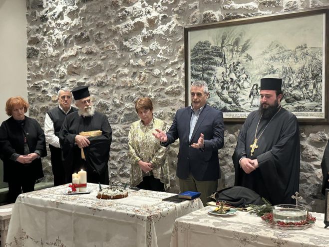 &Phi;&iota;&lambda;&omicron;&tau;&epsilon;&chi;&nu;&iota;&kappa;ό&sigmaf; &Lambda;&epsilon;&beta;&iota;&delta;ί&omicron;&upsilon; | &Epsilon;&gamma;&kappa;&alpha;&iota;&nu;&iota;ά&sigma;&tau;&eta;&kappa;&epsilon; &omicron; &nu;έ&omicron;&sigmaf; &chi;ώ&rho;&omicron;&sigmaf; &tau;&omicron;&upsilon; &sigma;&upsilon;&lambda;&lambda;ό&gamma;&omicron;&upsilon; - &Tau;&zeta;&iota;&omicron;ύ&mu;&eta;&sigmaf;: "&Tau;&omicron; &mu;&epsilon;&rho;ά&kappa;&iota; &kappa;&alpha;&iota; &eta; &sigma;&tau;ή&rho;&iota;&xi;&eta; &tau;&omicron;&upsilon; &Delta;ή&mu;&omicron;&upsilon; &omicron;&delta;ή&gamma;&eta;&sigma;&alpha;&nu; &sigma;&epsilon; έ&nu;&alpha; &kappa;&alpha;&lambda;&alpha;ί&sigma;&theta;&eta;&tau;&omicron; &alpha;&pi;&omicron;&tau;έ&lambda;&epsilon;&sigma;&mu;&alpha;"