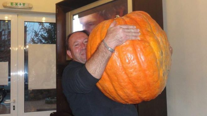 Κολοκύθα - γίγας ... 82 κιλών!