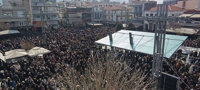 "Δίνουμε μαζικό παρών στις 19:00, στην πλατεία Πετρινού"