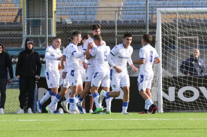 &Mu;&epsilon; &Alpha;&gamma;&gamma;&epsilon;&lambda;ά&kappa;&eta; &sigma;&tau;&eta;&nu; &epsilon;&kappa;&pi;&nu;&omicron;ή &eta; &Kappa;17 &tau;&omicron;&upsilon; &Alpha;&sigma;&tau;έ&rho;&alpha; &kappa;έ&rho;&delta;&iota;&sigma;&epsilon; &tau;&eta;&nu; &Alpha;&Epsilon;&Kappa; (&epsilon;&iota;&kappa;ό&nu;&epsilon;&sigmaf;)!