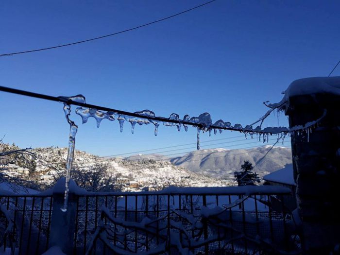 Όλα παγωμένα στα πανέμορφα Μαγούλιανα! (εικόνες)