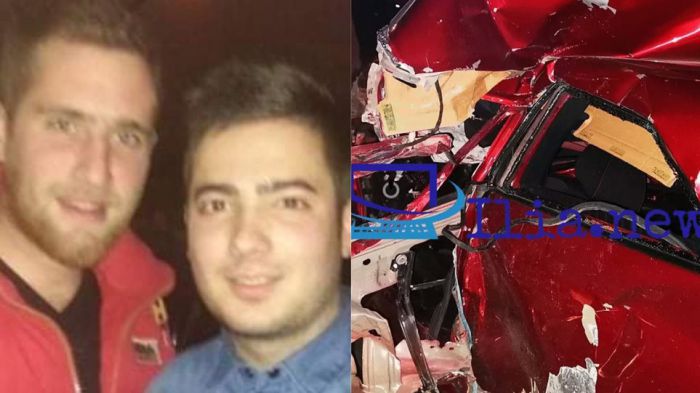 &Tau;&rho;&alpha;&gamma;&omega;&delta;ί&alpha; &sigma;&tau;&eta;&nu; &Eta;&lambda;&epsilon;ί&alpha; |  &Gamma;&upsilon;&rho;&nu;&omicron;ύ&sigma;&epsilon; &alpha;&pi;ό &tau;&eta; &beta;ά&phi;&tau;&iota;&sigma;&eta; &tau;&omicron;&upsilon; &pi;&alpha;&iota;&delta;&iota;&omicron;ύ &tau;&omicron;&upsilon; &kappa;&alpha;&iota; &sigma;&kappa;&omicron;&tau;ώ&theta;&eta;&kappa;&epsilon; &mu;&alpha;&zeta;ί &mu;&epsilon; &tau;&omicron;&nu; &kappa;&omicron;&upsilon;&mu;&pi;ά&rho;&omicron; &tau;&omicron;&upsilon;
