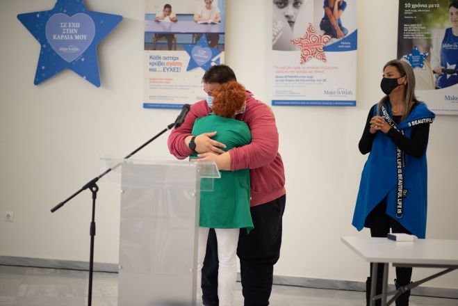 &Kappa;ά&theta;&epsilon; &alpha;&sigma;&tau;έ&rho;&iota; &kappa;&rho;ύ&beta;&epsilon;&iota; &alpha;&gamma;ά&pi;&eta; &kappa;&alpha;&iota; &epsilon;&upsilon;&chi;έ&sigmaf; &kappa;&alpha;&iota; &kappa;&alpha;&lambda;&epsilon;ί &tau;&omicron;&upsilon;&sigmaf; &mu;&alpha;&theta;&eta;&tau;έ&sigmaf; &nu;&alpha; &sigma;&tau;&epsilon;ί&lambda;&omicron;&upsilon;&nu; &tau;&iota;&sigmaf; &epsilon;&upsilon;&chi;έ&sigmaf; &tau;&omicron;&upsilon;&sigmaf; &sigma;&tau;&alpha; &pi;&alpha;&iota;&delta;&iota;ά &epsilon;&upsilon;&chi;ή&sigmaf;