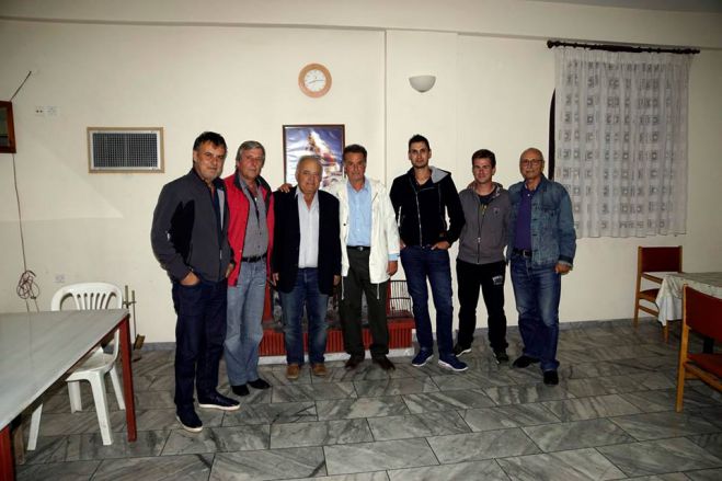 &Sigma;&upsilon;&nu;ά&nu;&tau;&eta;&sigma;&eta; &kappa;&upsilon;&nu;&eta;&gamma;ώ&nu; &sigma;&tau;&omicron;&nu; &Alpha;&gamma;&iota;&omicron;&theta;ό&delta;&omega;&rho;&alpha; &tau;&eta;&sigmaf; &Tau;&rho;ί&pi;&omicron;&lambda;&eta;&sigmaf;!