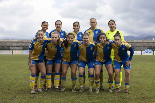 &Sigma;&tau;&alpha; ... 5 &gamma;&kappa;&omicron;&lambda; &sigma;&tau;&alpha;&mu;ά&tau;&eta;&sigma;&alpha;&nu; &tau;&alpha; &kappa;&omicron;&rho;ί&tau;&sigma;&iota;&alpha; &tau;&omicron;&upsilon; &Alpha;&sigma;&tau;έ&rho;&alpha; &Tau;&rho;ί&pi;&omicron;&lambda;&eta;&sigmaf;!