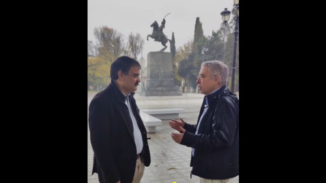 Μάκαρης - Φαράντος: "Η συμβολική αξία του αγάλματος επιβάλλει την παραμονή του στον χώρο που στέκεται επί δεκαετίες"