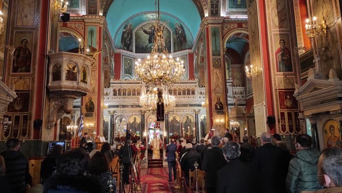 &Eta; &gamma;&iota;&omicron;&rho;&tau;ή &tau;&omicron;&upsilon; &Alpha;&gamma;ί&omicron;&upsilon; &Beta;&alpha;&sigma;&iota;&lambda;&epsilon;ί&omicron;&upsilon; &sigma;&tau;&omicron;&nu; &Mu;&eta;&tau;&rho;&omicron;&pi;&omicron;&lambda;&iota;&tau;&iota;&kappa;ό &Nu;&alpha;ό &tau;&eta;&sigmaf; &Tau;&rho;ί&pi;&omicron;&lambda;&eta;&sigmaf; (&epsilon;&iota;&kappa;ό&nu;&epsilon;&sigmaf;)