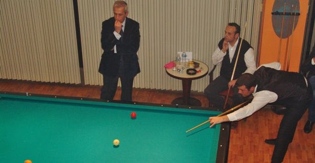 &Epsilon;&nu;&tau;&upsilon;&pi;&omega;&sigma;&iota;&alpha;&kappa;ό&sigmaf; &tau;&epsilon;&lambda;&iota;&kappa;ό&sigmaf; &sigma;&tau;&omicron; &tau;&omicron;&upsilon;&rho;&nu;&omicron;&upsilon;ά &laquo;&gamma;&alpha;&lambda;&lambda;&iota;&kappa;&omicron;ύ &mu;&pi;&iota;&lambda;&iota;ά&rho;&delta;&omicron;&upsilon;&raquo; &sigma;&tau;&eta;&nu; &Tau;&rho;ί&pi;&omicron;&lambda;&eta; (&epsilon;&iota;&kappa;ό&nu;&epsilon;&sigmaf; &amp; &beta;ί&nu;&tau;&epsilon;&omicron;)!