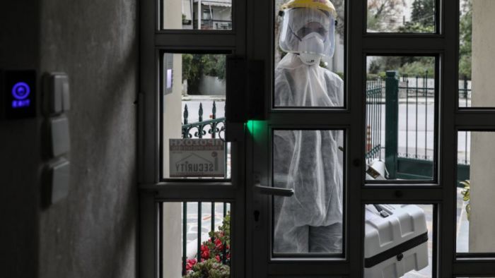 &Kappa;&omicron;&rho;&omega;&nu;&omicron;ϊό&sigmaf; | &Xi;&epsilon;&kappa;ί&nu;&eta;&sigma;&alpha;&nu; &tau;&alpha; &tau;&epsilon;&sigma;&tau; &kappa;&alpha;&tau;'&omicron;ί&kappa;&omicron;&nu; &alpha;&pi;ό &tau;&iota;&sigmaf; &Kappa;&iota;&nu;&eta;&tau;έ&sigmaf; &Mu;&omicron;&nu;ά&delta;&epsilon;&sigmaf; &Upsilon;&gamma;&epsilon;ί&alpha;&sigmaf;