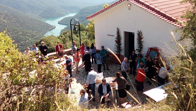 Το τριήμερο του Αγίου Πνεύματος στα Τρόπαια Γορτυνίας (εικόνες)