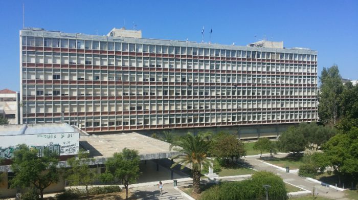 "Βόμβες" εργαζομένων από την Καλαμάτα κατά Νίκα: "Ζητά να είμαστε όλοι στη δουλειά, χωρίς γάντια και μάσκες. Είναι υπέυθυνος για ό,τι συμβεί"